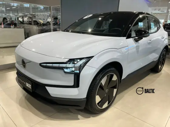 VOLVO EX30 2024