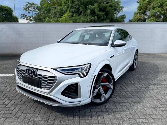 AUDI Q8 E-TRON 2024