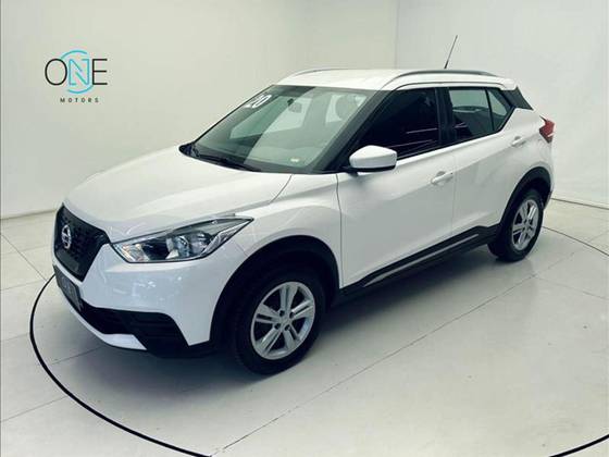 NISSAN KICKS 2020