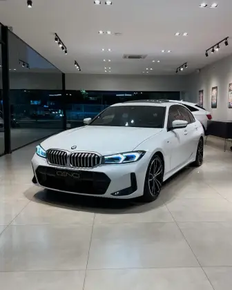 BMW 320i 2023