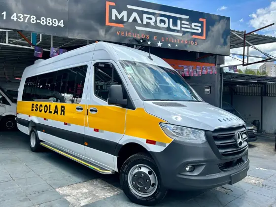 MERCEDES-BENZ SPRINTER 2025