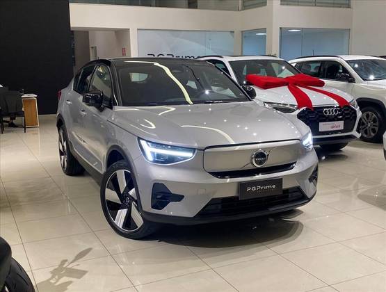 VOLVO C40 2022