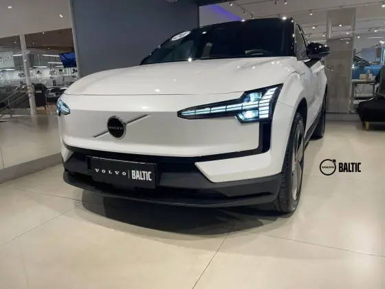 VOLVO EX30 2024