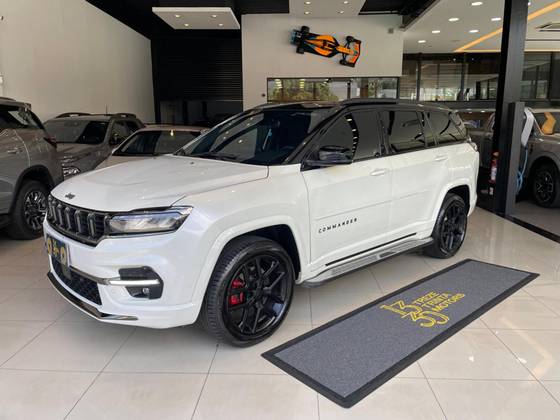 JEEP COMMANDER 2025