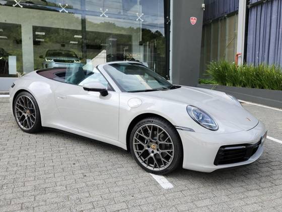 PORSCHE 911 2024
