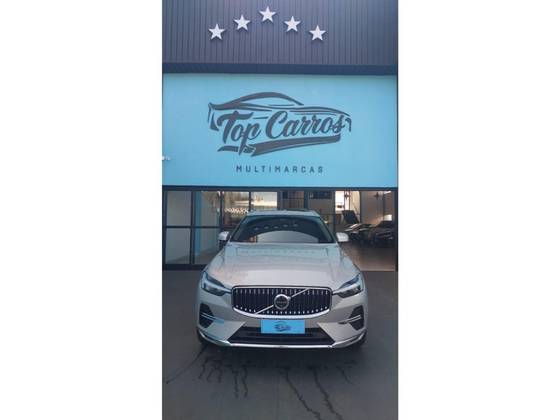 VOLVO XC60 2024