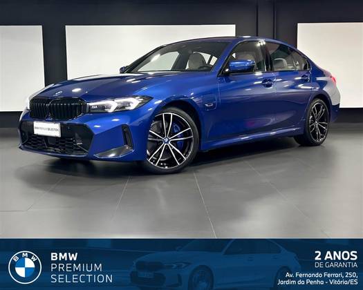 BMW 330e 2023