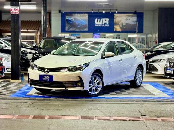 TOYOTA COROLLA 2018