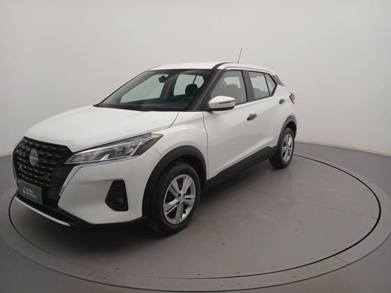 NISSAN KICKS 2024