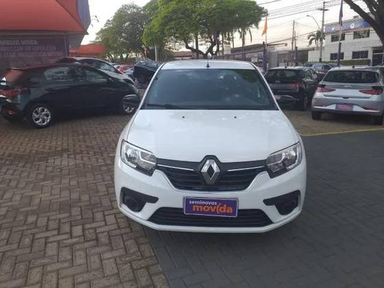 RENAULT LOGAN 2024