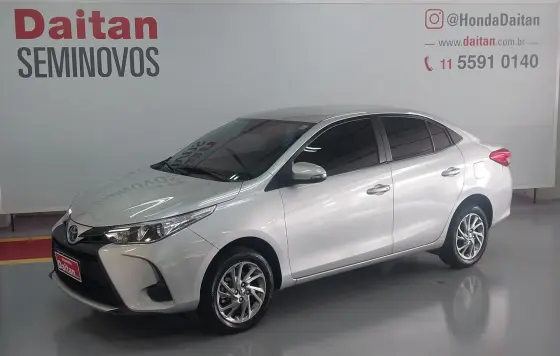 TOYOTA YARIS 2023