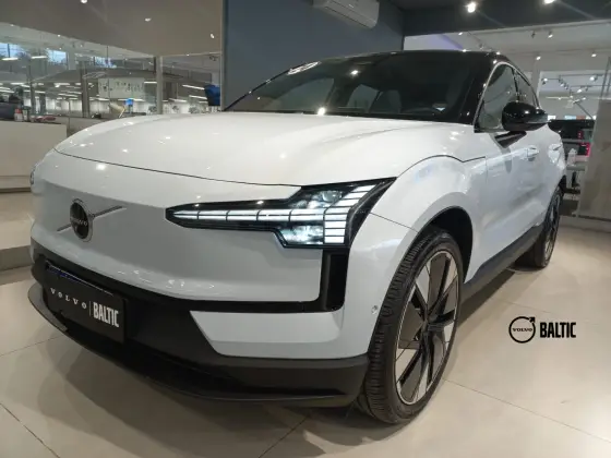 VOLVO EX30 2024