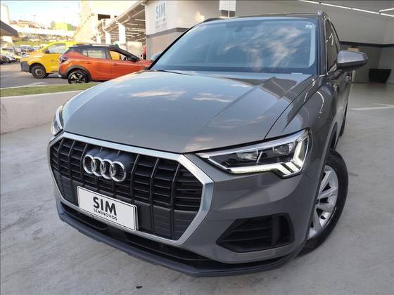 AUDI Q3 2021