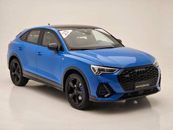 AUDI Q3 2023