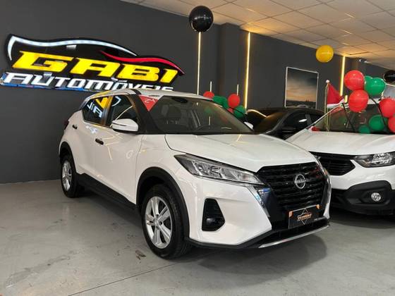 NISSAN KICKS 2024