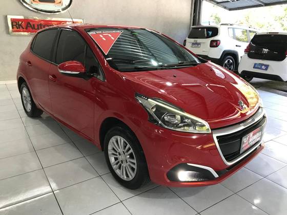 PEUGEOT 208 2017