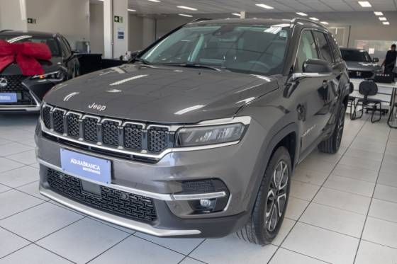 JEEP COMMANDER 2023