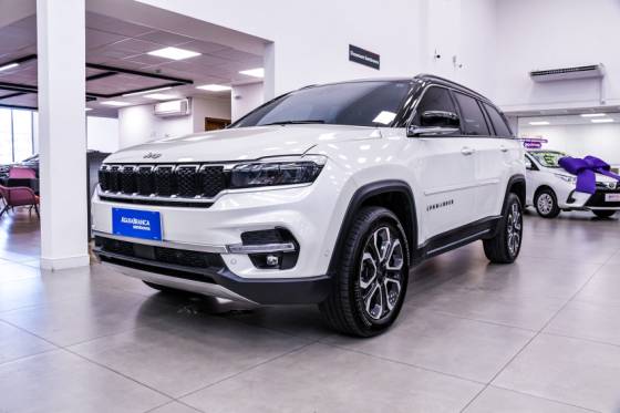 JEEP COMMANDER 2024