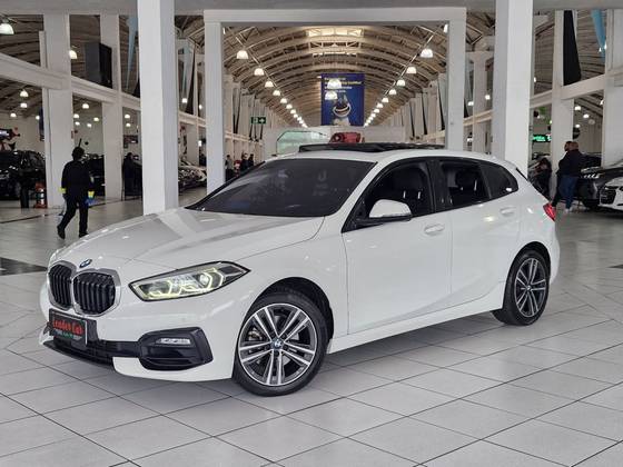 BMW 118i 2023