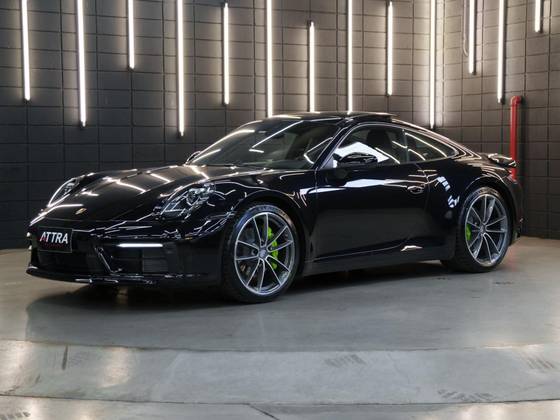 PORSCHE 911 2024