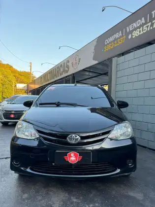 TOYOTA ETIOS 2017