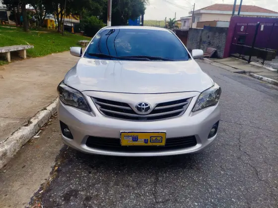 TOYOTA COROLLA 2013
