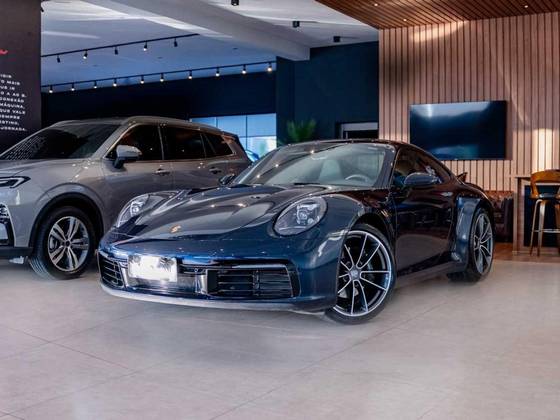 PORSCHE 911 2021