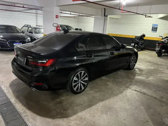 BMW 320i 2021