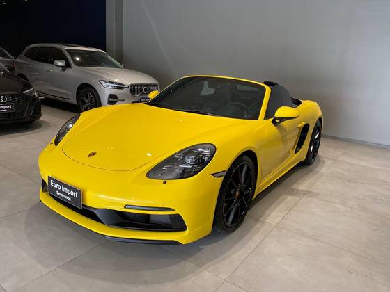 PORSCHE 718 2024