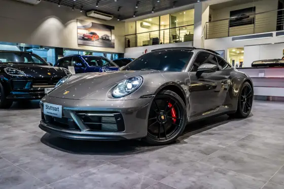 PORSCHE 911 2024
