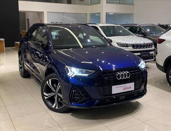 AUDI Q3 2024