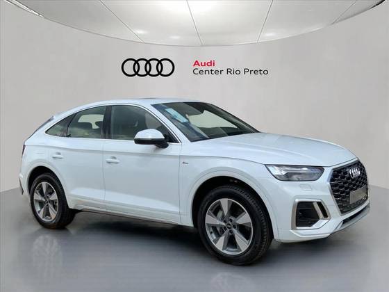 AUDI Q5 2025
