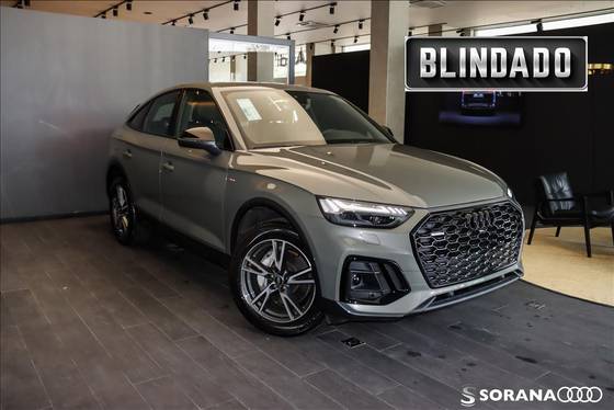 AUDI Q5 2025