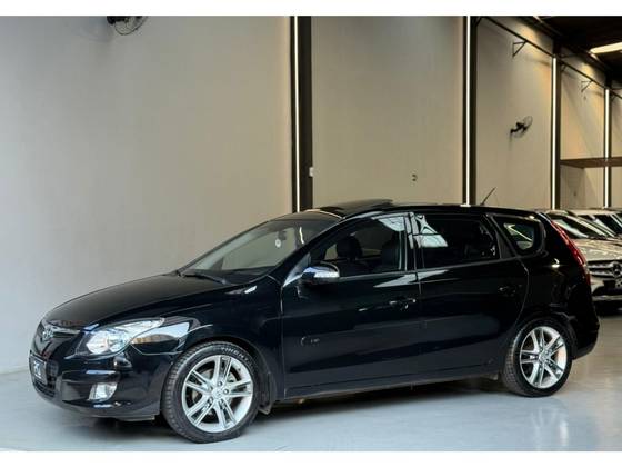 HYUNDAI I30 CW 2011