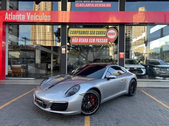 PORSCHE 911 2018