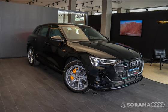 AUDI E-TRON 2023