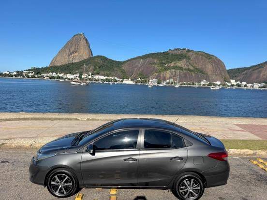 TOYOTA YARIS 2021