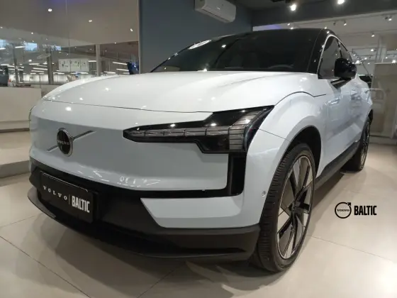 VOLVO EX30 2024