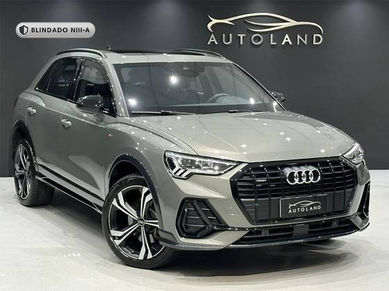 AUDI Q3 2024