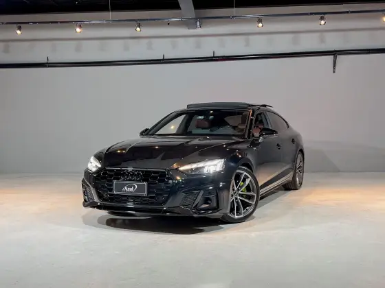 AUDI A5 2023