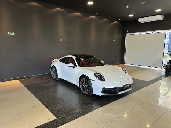 PORSCHE 911 2020