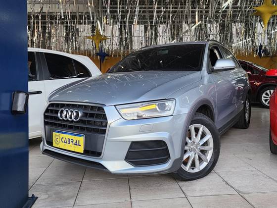 AUDI Q3 2017