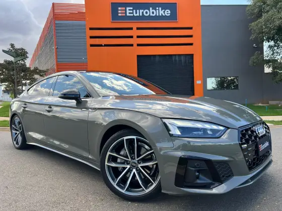 AUDI A5 2024