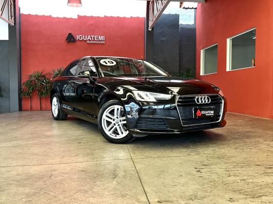AUDI A4 2019
