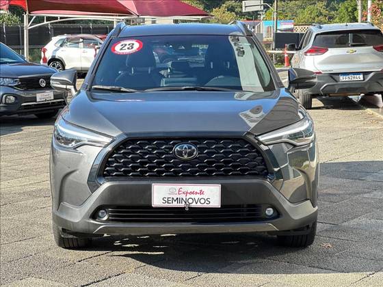 TOYOTA COROLLA CROSS 2023