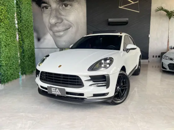 PORSCHE MACAN 2021