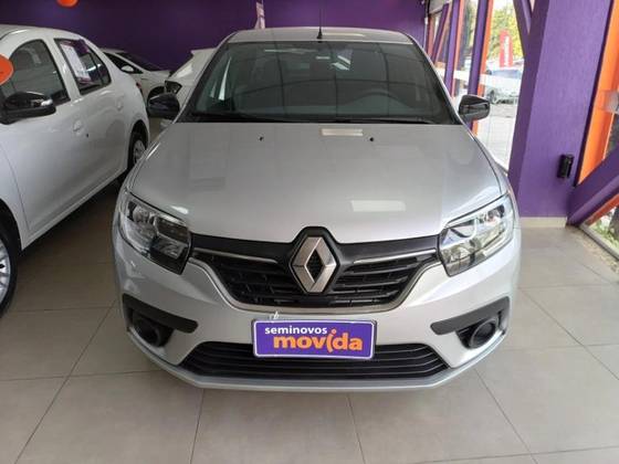 RENAULT LOGAN 2024