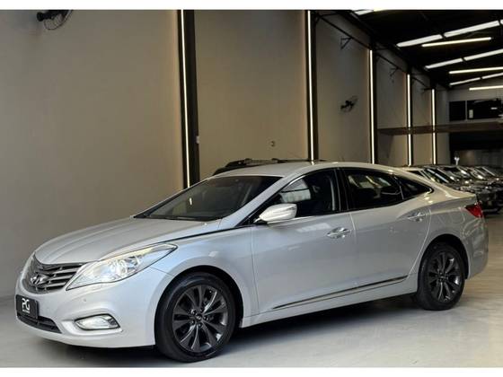 HYUNDAI AZERA 2015