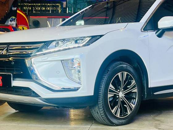 MITSUBISHI ECLIPSE CROSS 2019