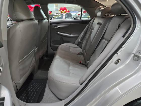 TOYOTA COROLLA 2012